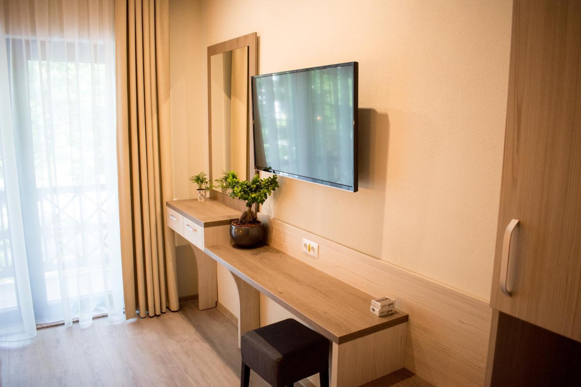 Bed and Breakfast Amethyst Sovata Esterno foto